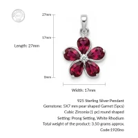 details of the flower shaped garnet silver pendant
