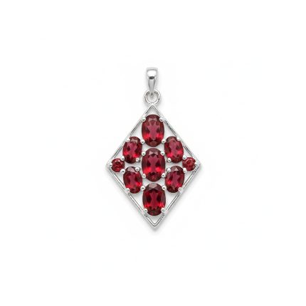 silver pendant rhombus shaped with different shape garnet