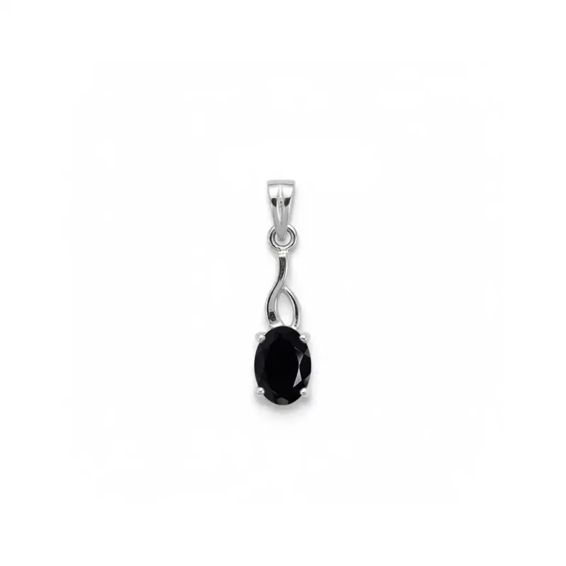 silver pendant with 5x7 mm oval black onyx